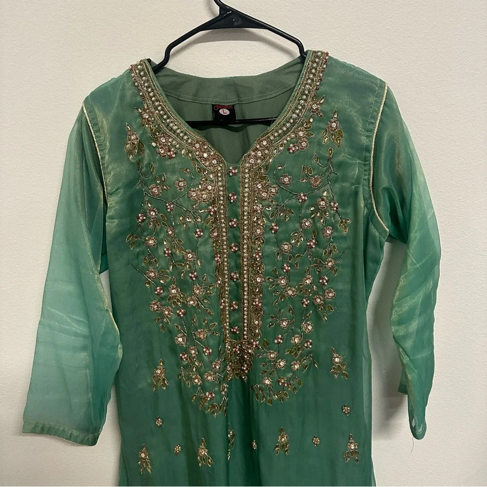 Two piece formal salwar kameez in a soft sea-green shade with intricate gold - Picture 4 of 9